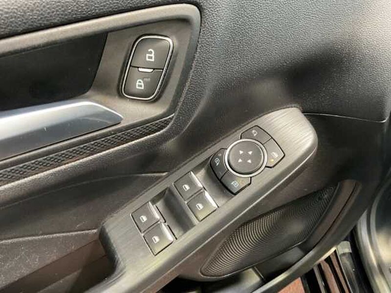 Ford Kuga ST-Line+KeyFree+Kamera+Sitzheizung+Navi