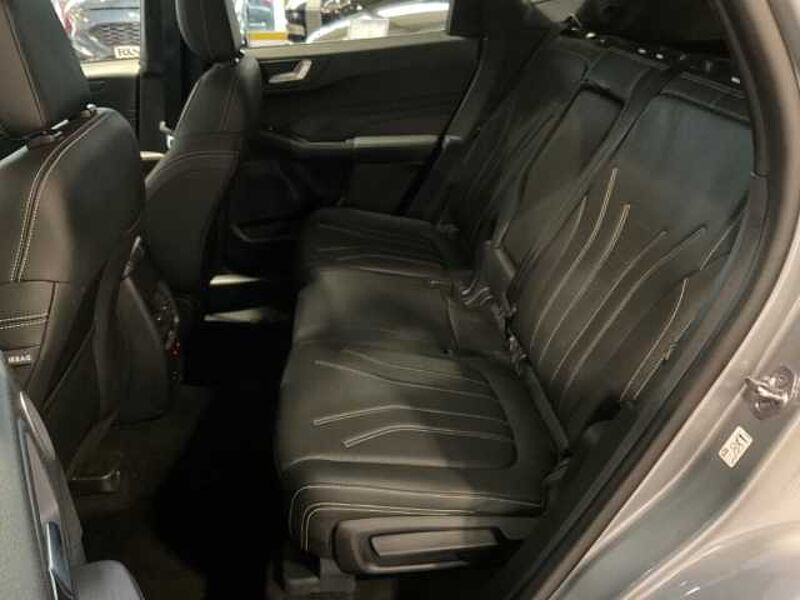 Ford Kuga Vignale AWD+Head-UP+LED+B&O+Standheiz. +Kamera