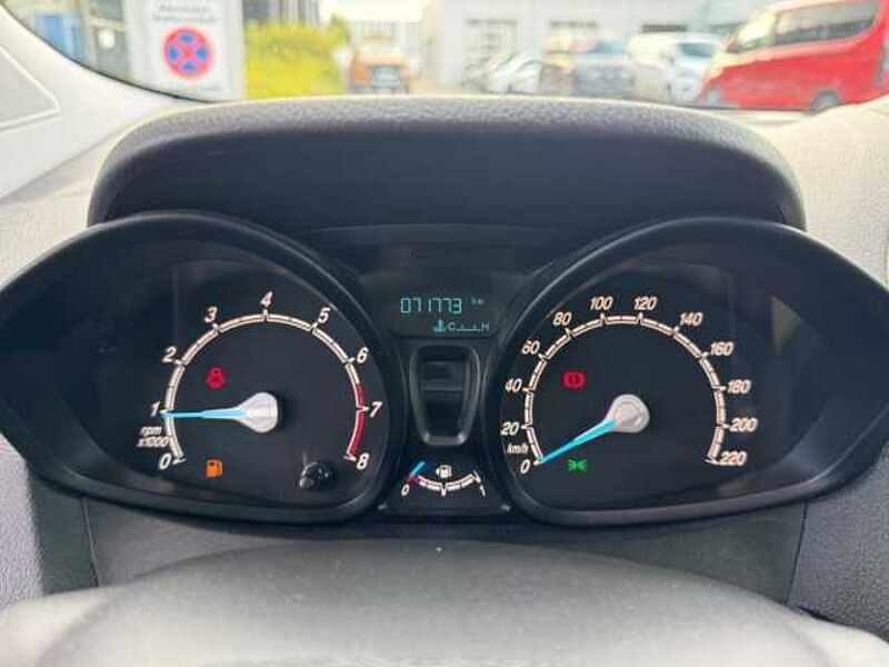 Ford Transit Courier Kombi Trend Dachreling+Reserverad+AHK+PDC