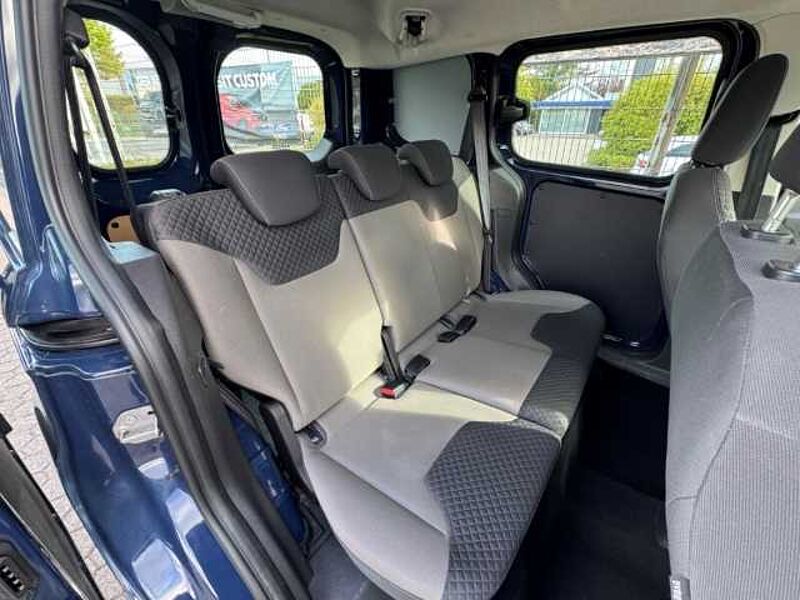 Ford Transit Courier Kombi Trend Dachreling+Reserverad+AHK+PDC