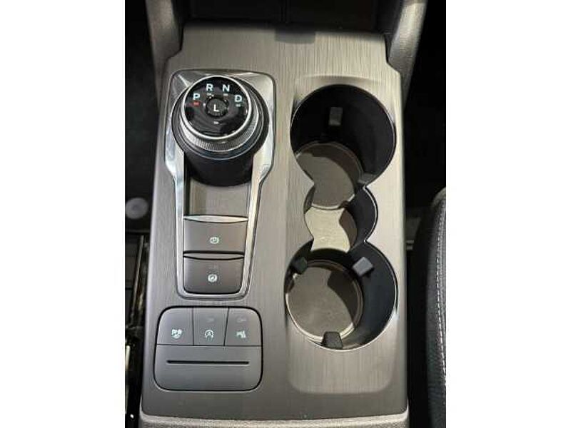 Ford Kuga Cool & Connect Automatik+Park-Pilot vo. /hi.