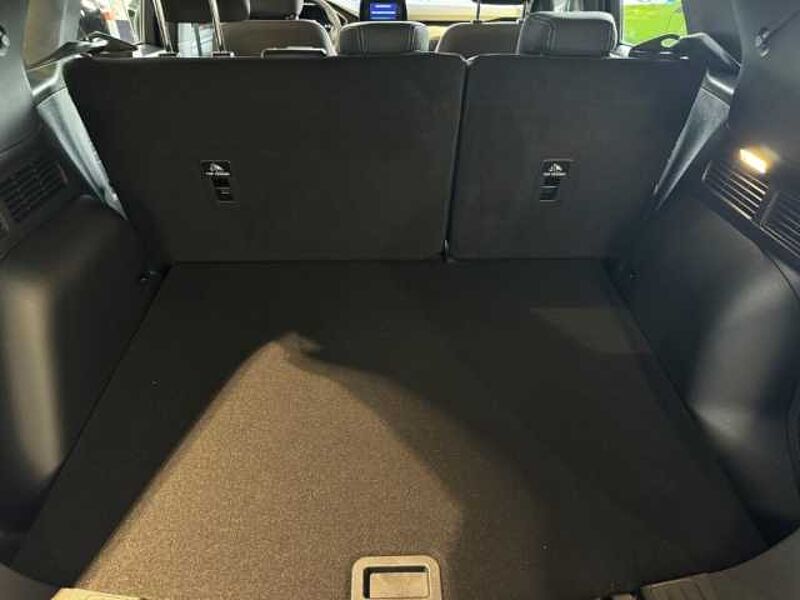 Ford Kuga Cool & Connect Automatik+Park-Pilot vo. /hi.