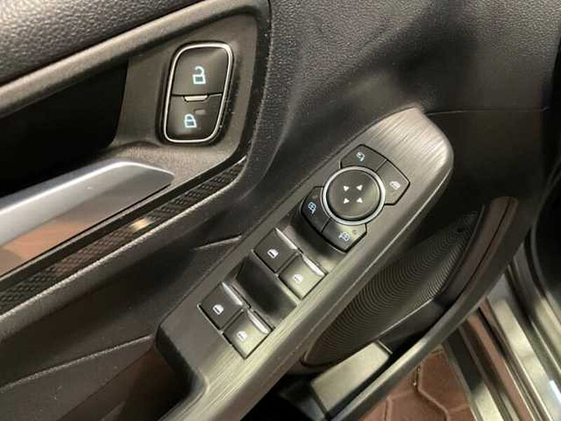 Ford Kuga ST-Line X PHEV+Navi+LED+B&O+KeyFree+Kamera