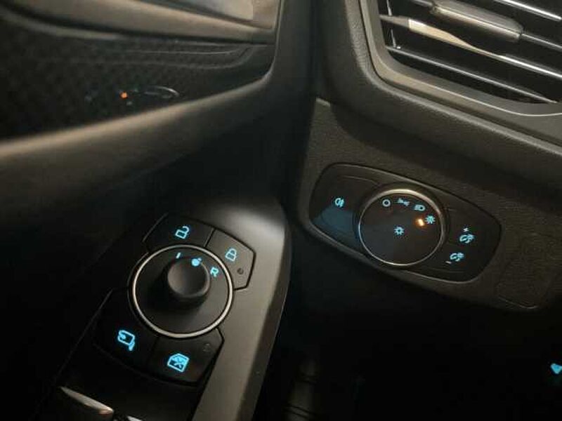 Ford Focus ST X+Automatik+LED+Head-UP+Kamera+KeyFree