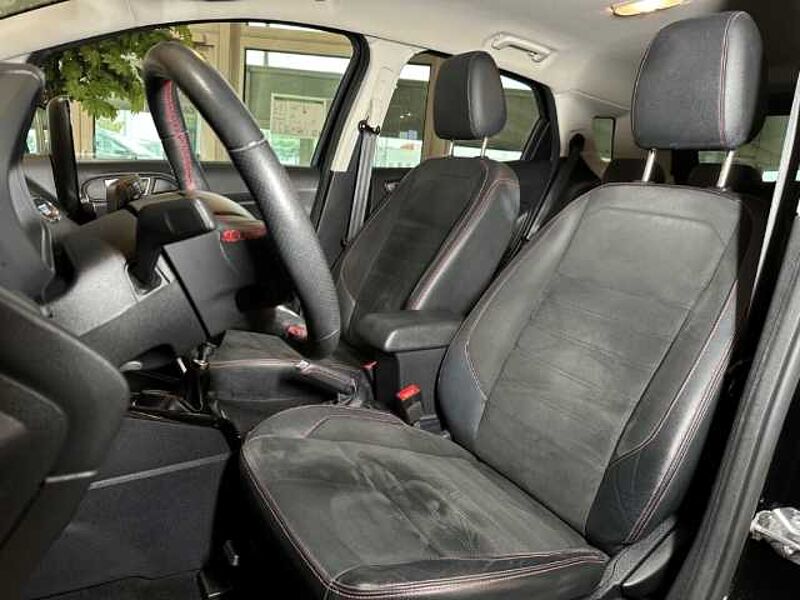 Ford EcoSport ST-Line+Navi+Kamera+Winter-P. +Tempo