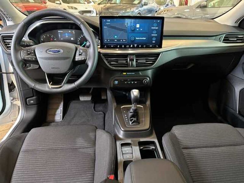 Ford Focus Titanium+5 J. Garantie*+Automatik+Kamera