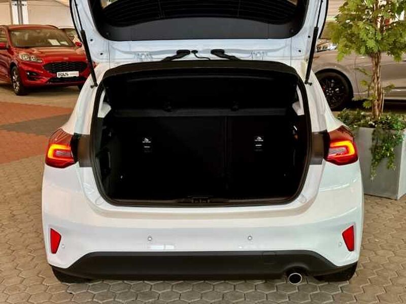 Ford Focus Titanium+5 J. Garantie*+Automatik+Kamera