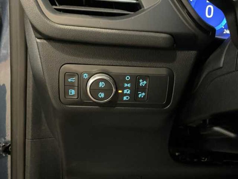 Ford Kuga ST-Line X PHEV+elek. AHK+Pano+Head-UP+Kamera