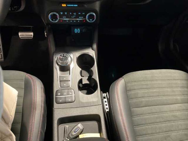 Ford Kuga ST-Line X PHEV+elek. AHK+Pano+Head-UP+Kamera