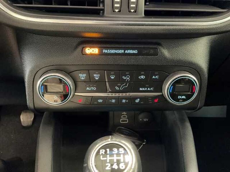 Ford Kuga Titanium X+LED+B&O+Head-UP+Kamera+KeyFree