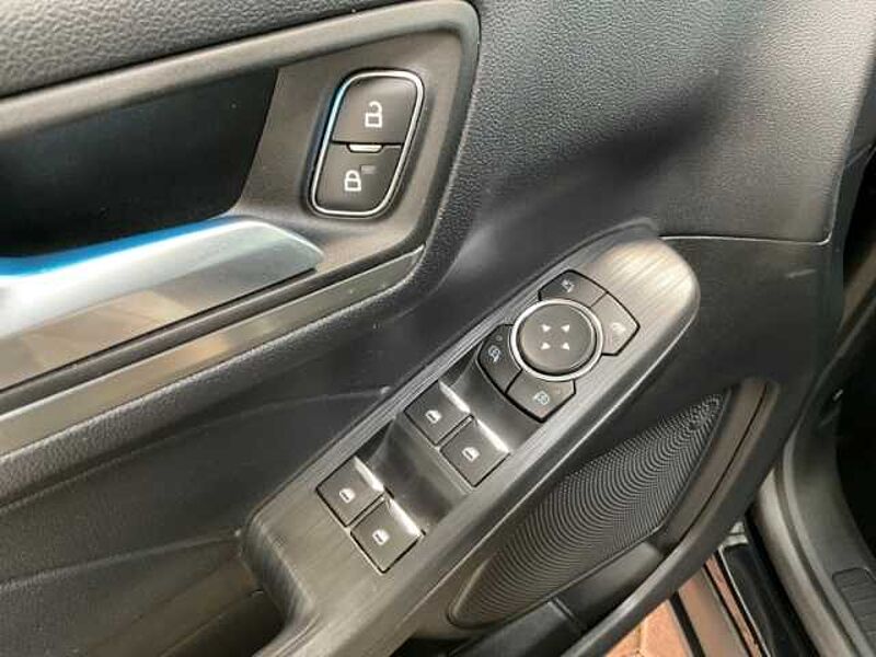 Ford Kuga Titanium X+LED+B&O+Head-UP+Kamera+KeyFree