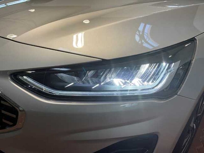 Ford Focus Titanium+Navi+LED+Kamera+KeylessGO+Sitzheizung