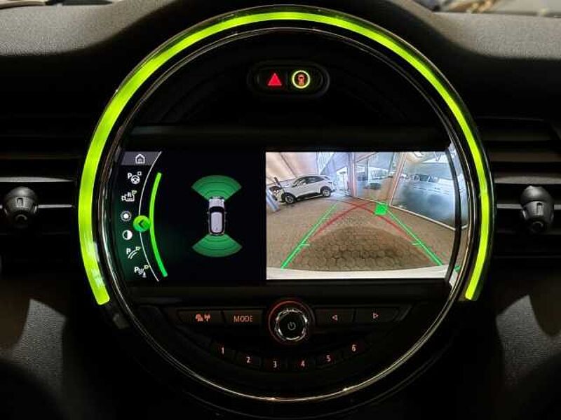 MINI Cooper Automatik+Kamera+Pano+Navi+Sitzheizung