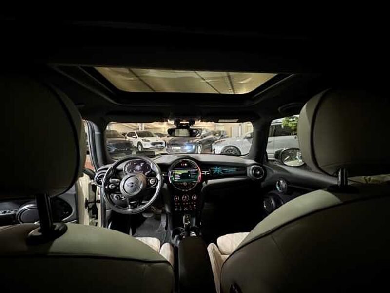 MINI Cooper Automatik+Kamera+Pano+Navi+Sitzheizung