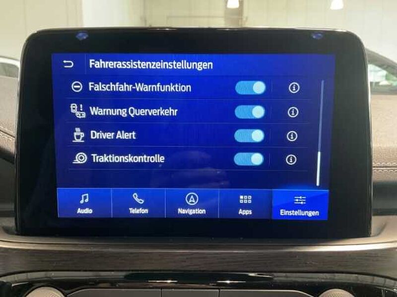 Ford Kuga Plug-In Hybrid Vignale PDC. RÜCKF. NAVI. Winter-P