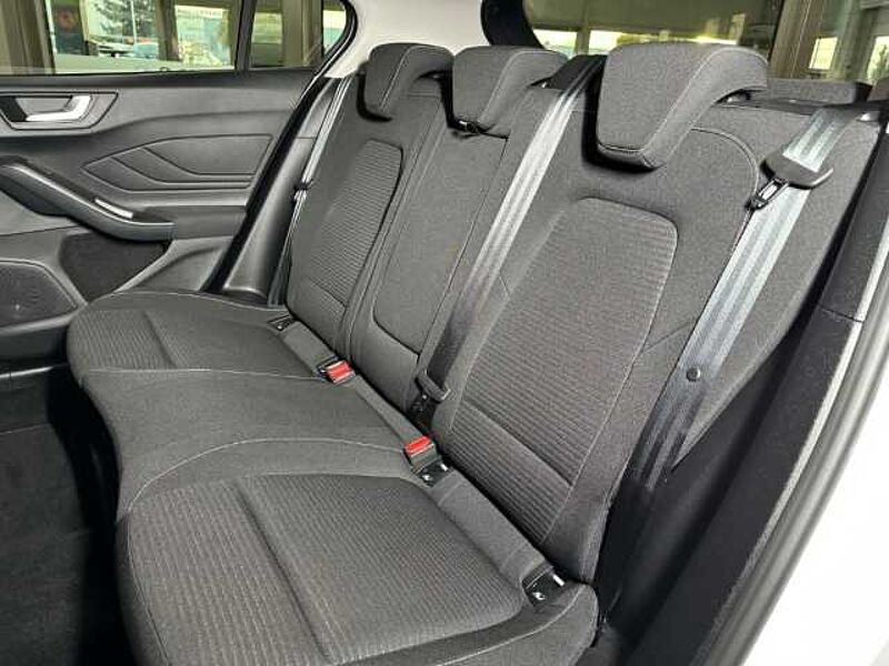 Ford Focus Titanium X+5J. Garantie*+Automatik+B&O
