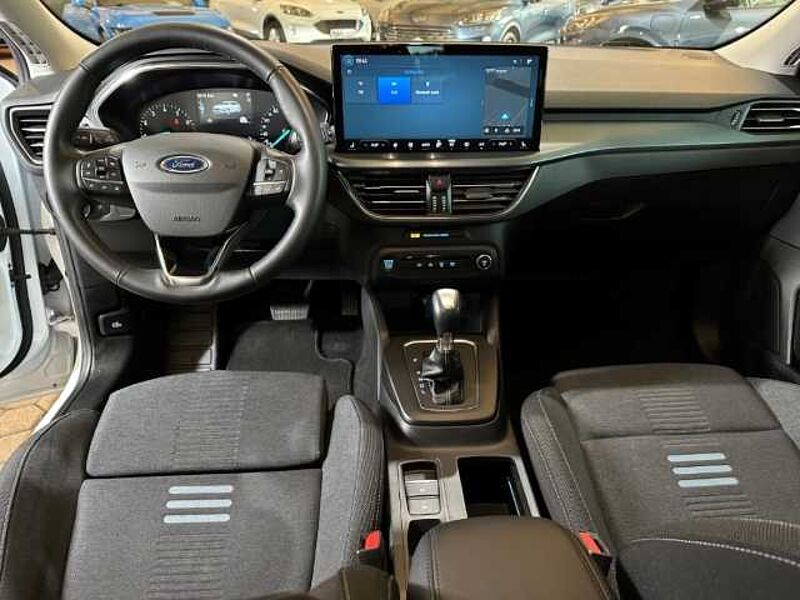 Ford Focus Turnier Active+5J. Garantie*+Automatik