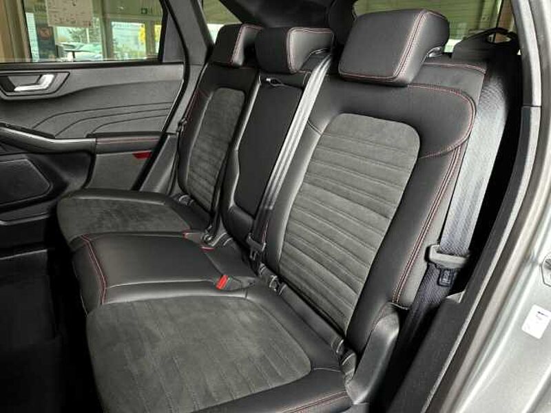 Ford Kuga ST-Line X+Kamera+B&O+Key-Free+BILS+Navi