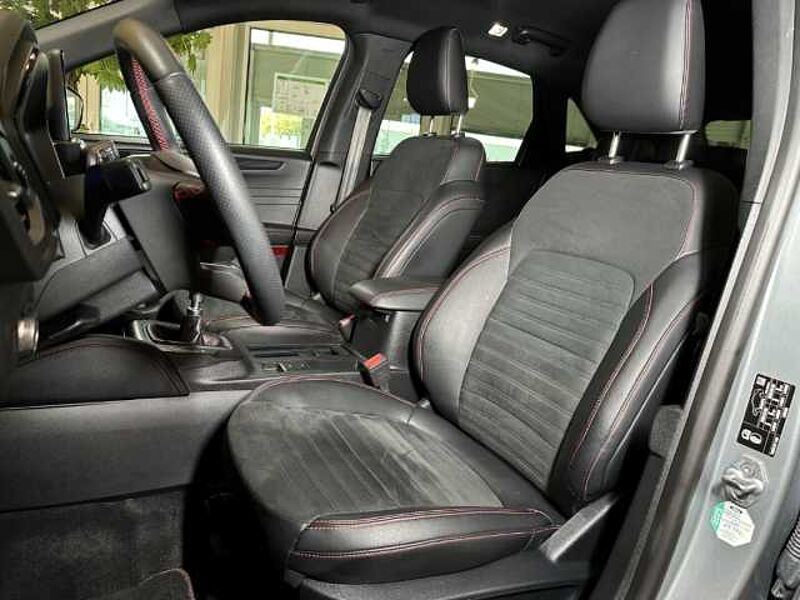 Ford Kuga ST-Line X+Kamera+B&O+Key-Free+BILS+Navi