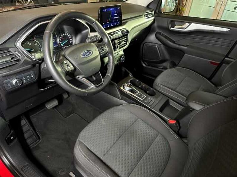 Ford Kuga Cool&Connect+Automatik+PDC+Navi+Winter-P.