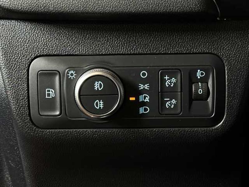 Ford Kuga Cool&Connect+Automatik+PDC+Navi+Winter-P.