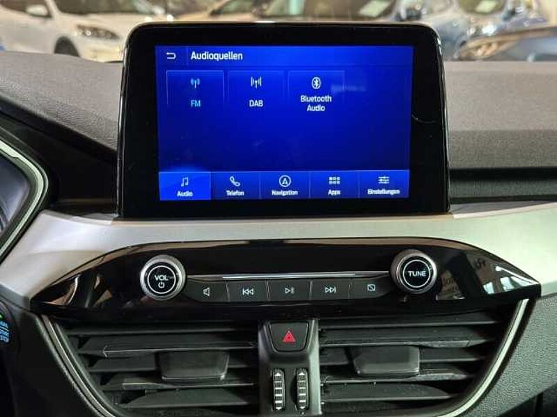 Ford Kuga Cool&Connect+Automatik+PDC+Navi+Winter-P.