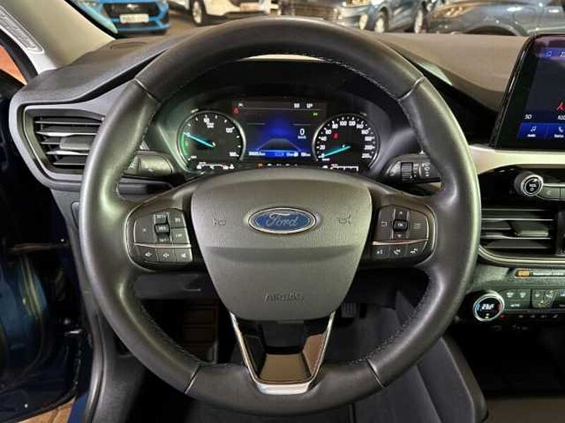 Ford Kuga Cool&Connect+Automatik+Navi+PDC+Winter-P.
