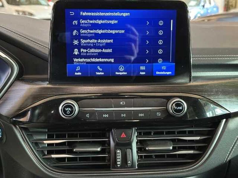 Ford Kuga Vignale+Automatik+AHK+B&O+Head-Up+Key-Free