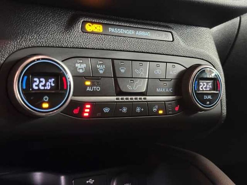 Ford Kuga Vignale+Automatik+AHK+B&O+Head-Up+Key-Free