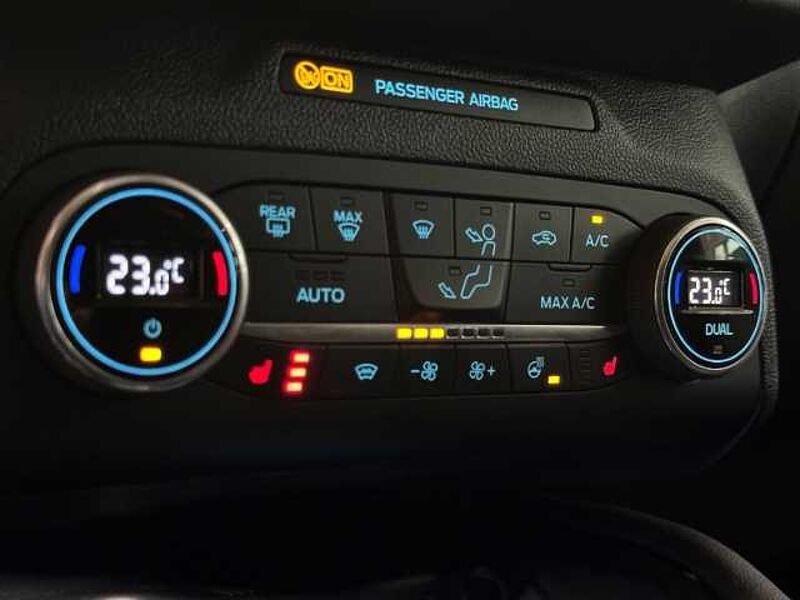 Ford Kuga Vignale+Pano+AHK+B&O+Head-Up+Key-Free