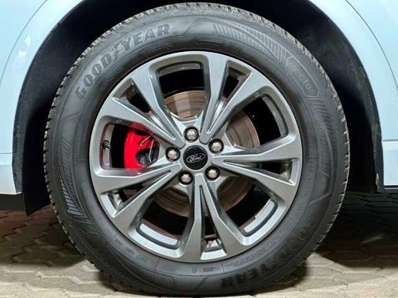 Ford Kuga ST-Line+5 J. Garantie*+Allrad+Kamera+BLIS