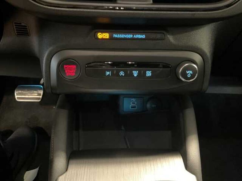 Ford Focus ST X AutoM. 3J Garantie. B&O. Kamera. AHK