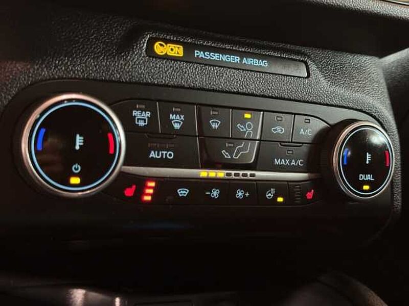 Ford Kuga ST-Line+Allrad+Pano+AHK+Key-Free+Kamera