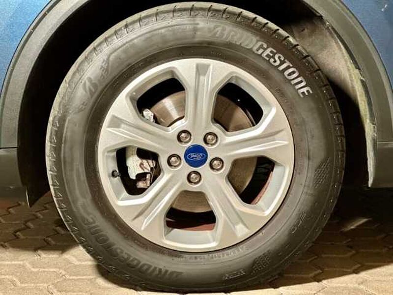 Ford Kuga Cool&Connect+Automatik+PDC+Navi+Sitzheizung