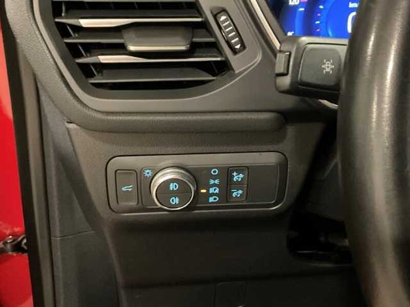 Ford Kuga Titanium FHEV AWD+Head-UP+KeyFree+Kamera