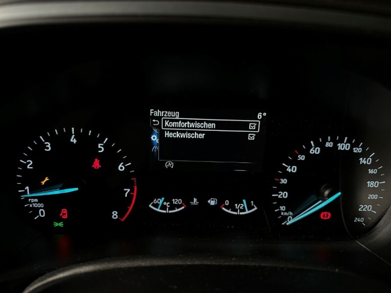 Ford Focus Cool&Connect+Parklpilot+Winter-P. +Tempo