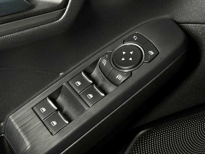 Ford Kuga Titanium X+Automatik+AHK+B&O+Key-Free