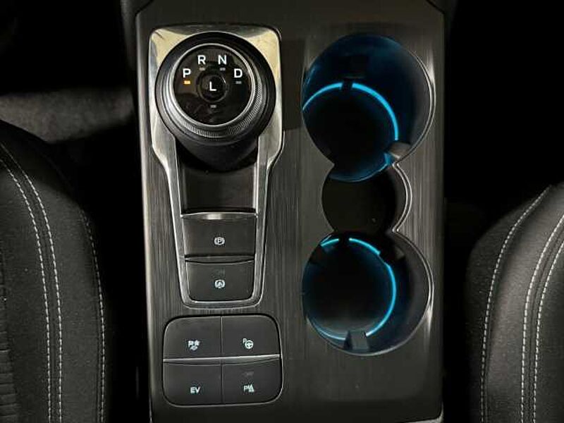 Ford Kuga Titanium+Automatik+AHK+Kamera+Key-Free