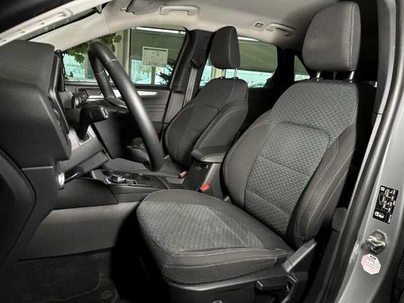 Ford Kuga Cool&Connect+Automatik+AHK+PDC+Winter-P.