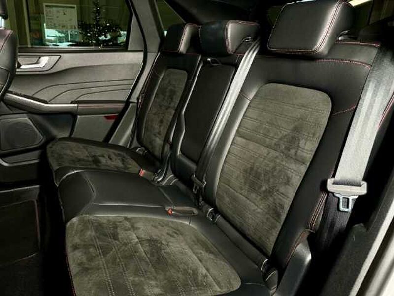 Ford Kuga ST-Line X+Automatik+AHK+Pano+B&O+Key-Free
