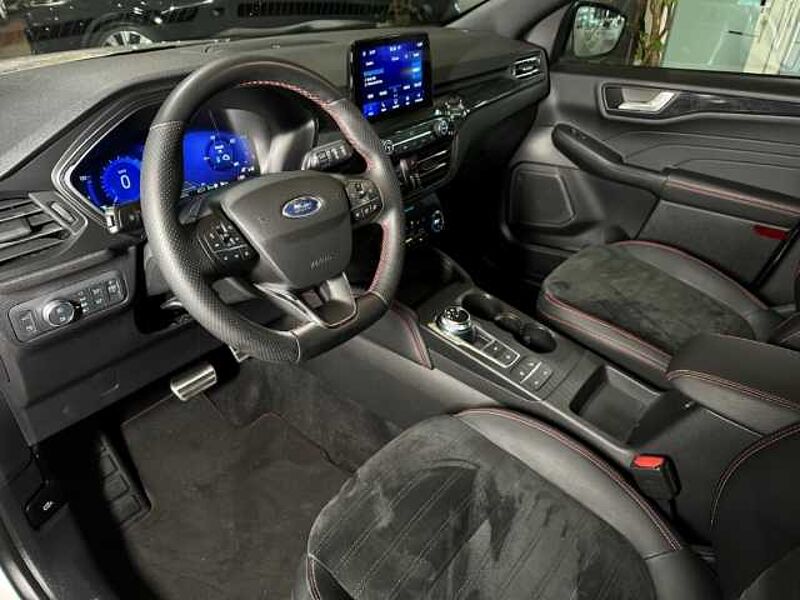 Ford Kuga ST-Line X+Automatik+AHK+Pano+B&O+Key-Free