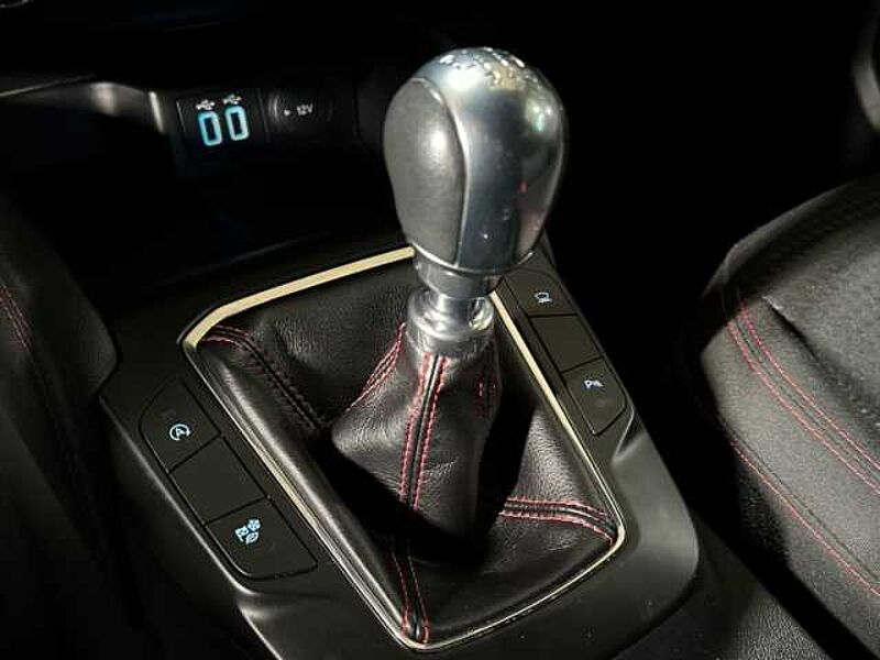 Ford Kuga ST-Line+Pano+Key-Free+Head-Up+Kamera