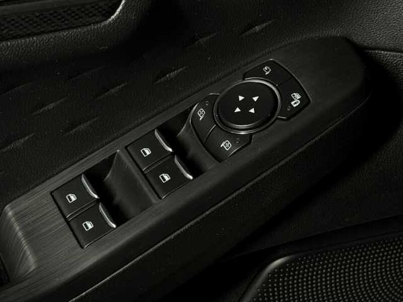 Ford Kuga ST-Line X+AHK+Pano+B&O+Head-Up+Key-Free