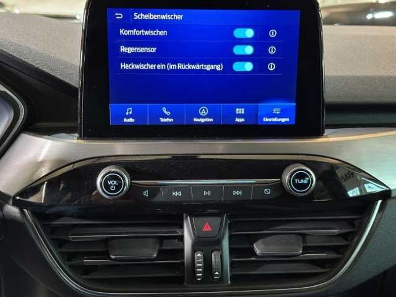 Ford Kuga Titanium X+Automatik+AHK+Kamera+B&O+Navi