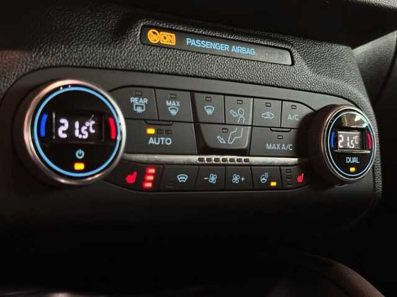 Ford Kuga ST-Line X+Automatik+AHK+B&O+Kamera+Navi