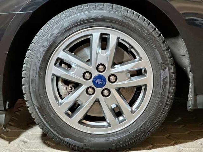 Ford Tourneo Connect Titanium L2+Automatik+Kamera