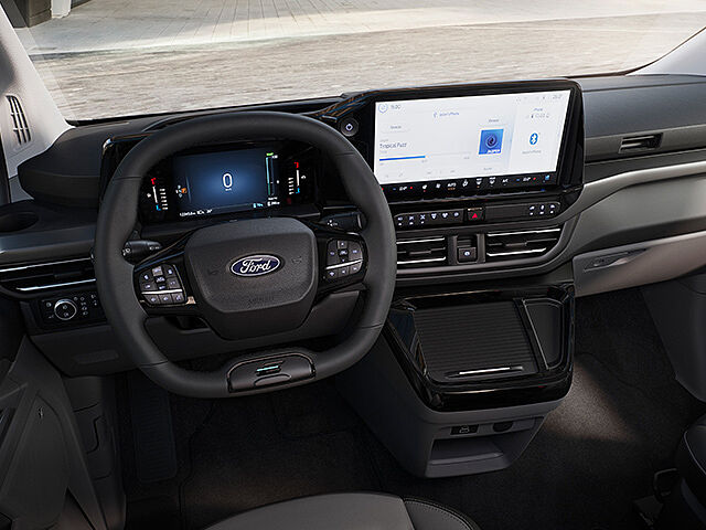 Armaturenbrett des Turneo Custom